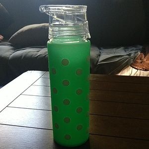 Water bottle